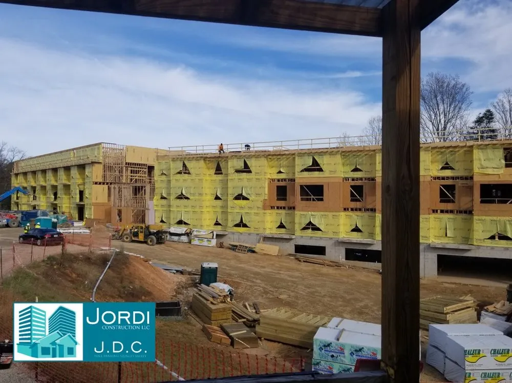 Slide of Jordi Construction