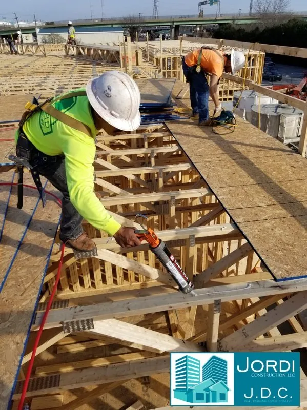 Slide of Jordi Construction