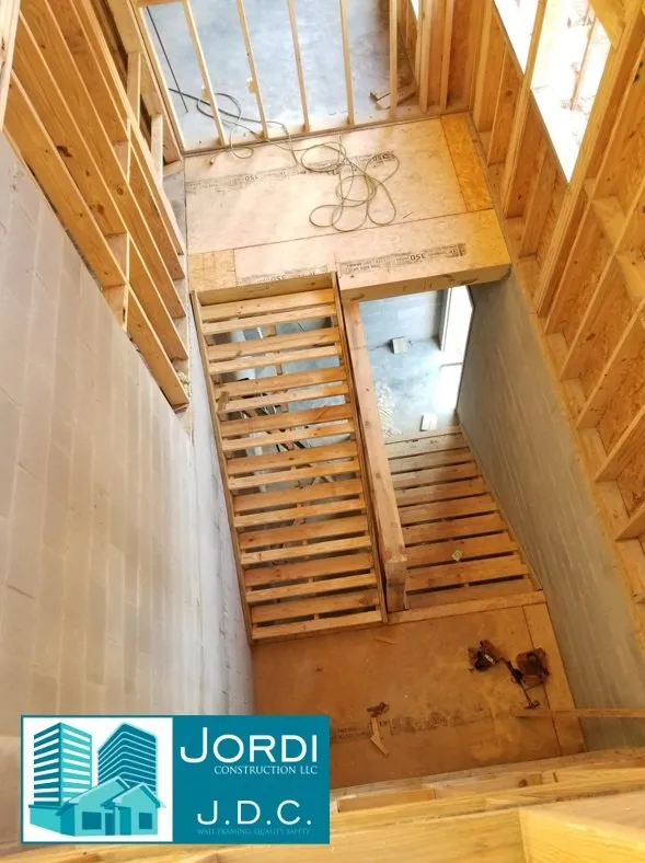 Slide of Jordi Construction