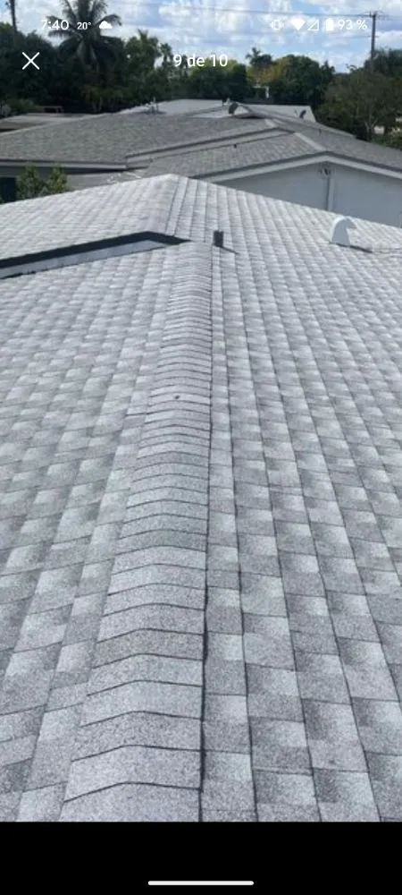 Slide of Jorge Jorgi