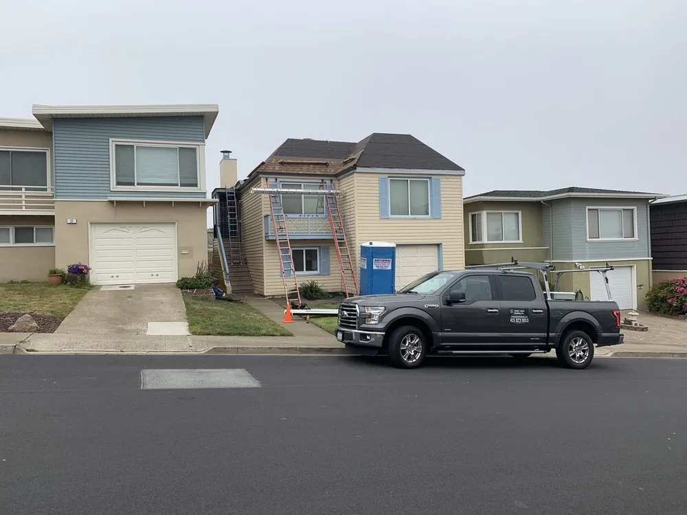 Slide of Jorge Lopez Roofing