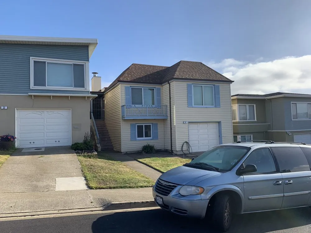 Slide of Jorge Lopez Roofing