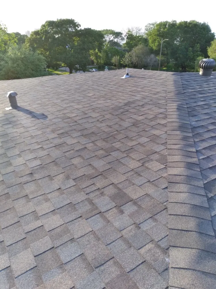 Slide of Jorge O&G Roofing and Construction