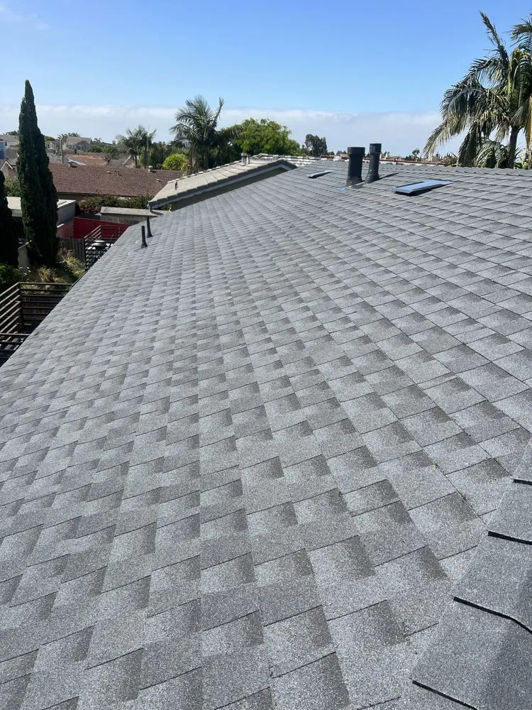 Slide of Jos Roofing South