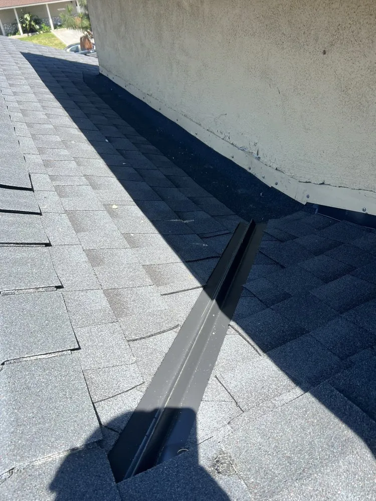 Slide of Jos Roofing South