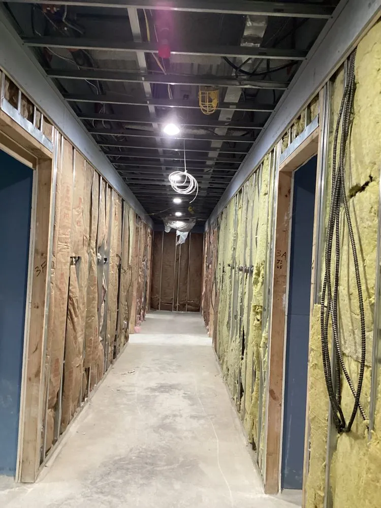 Slide of Jose & S General Construction