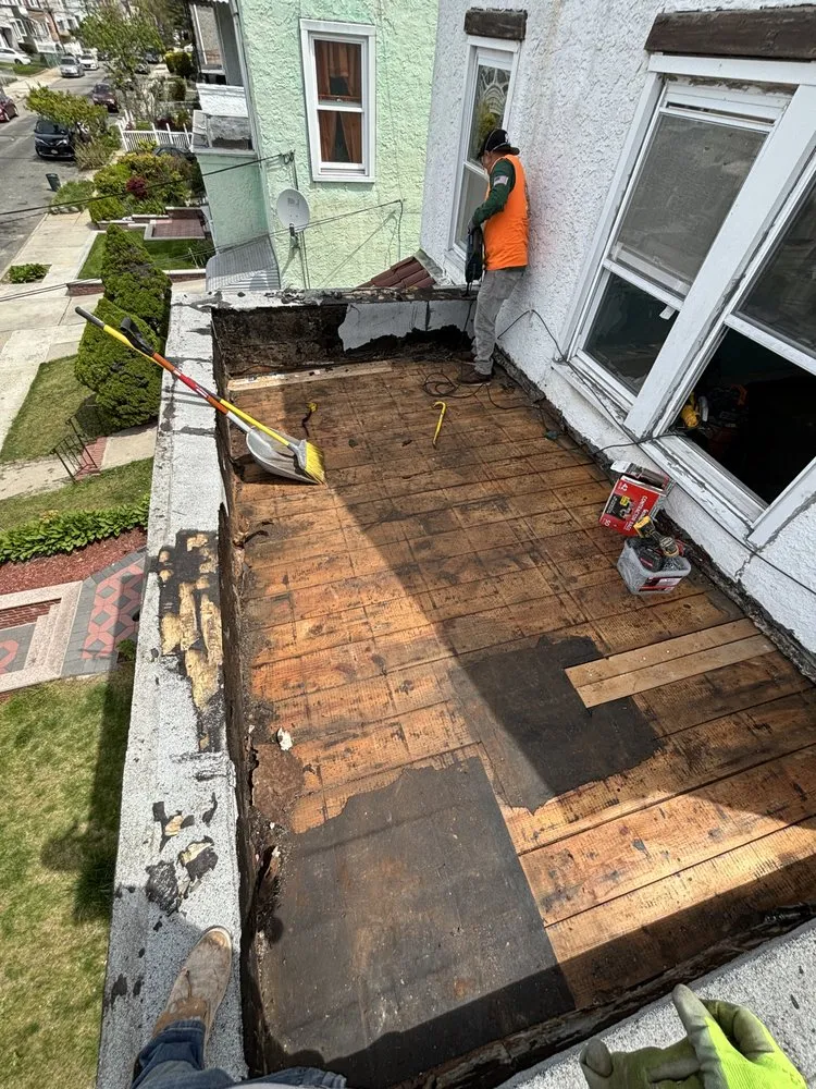 Slide of Jose & S General Construction