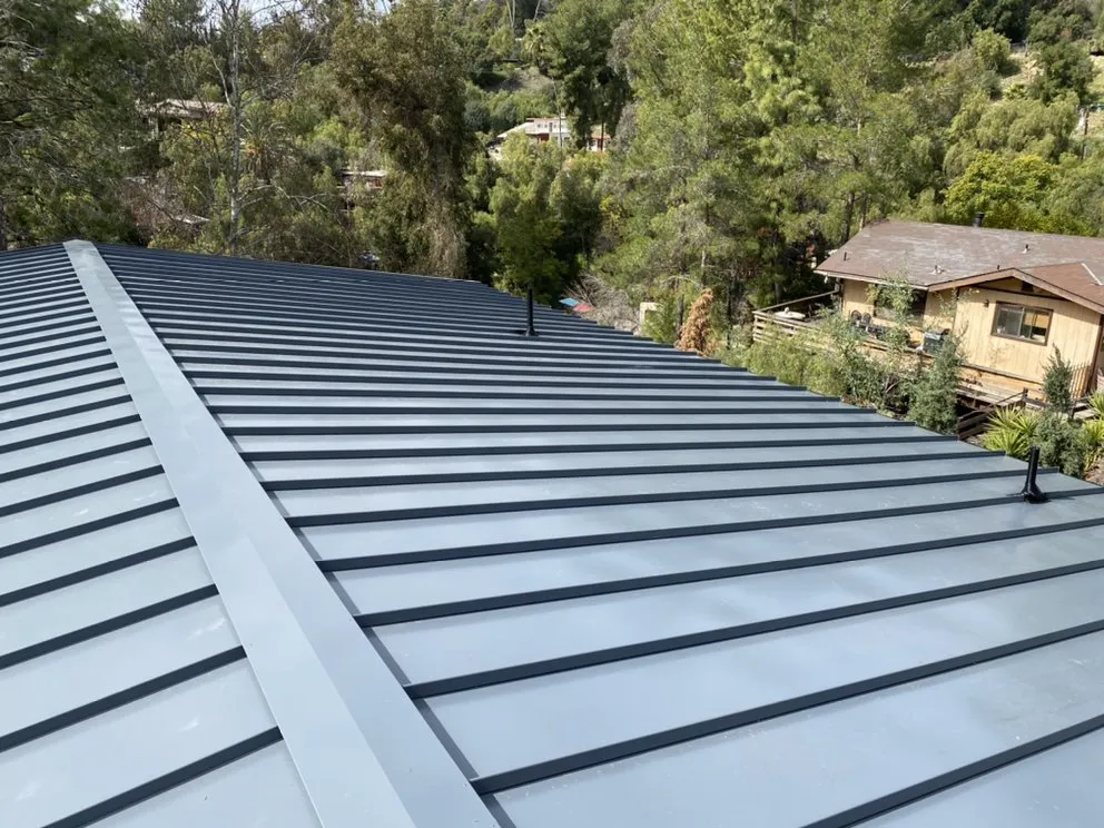 Slide of Jose Cruz's Roofing and Construction