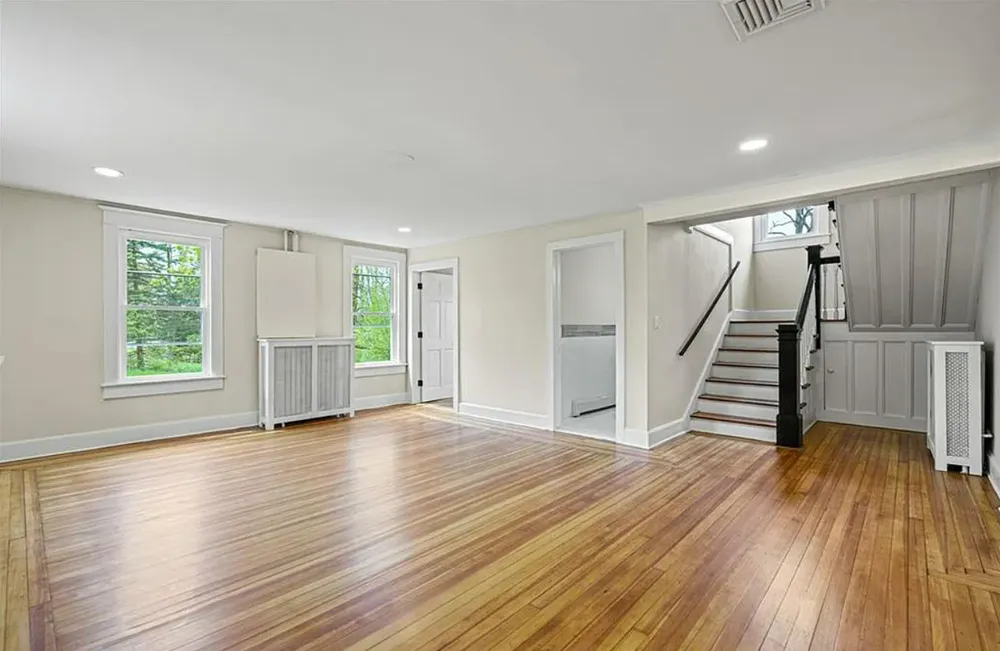 Slide of Jose General Services