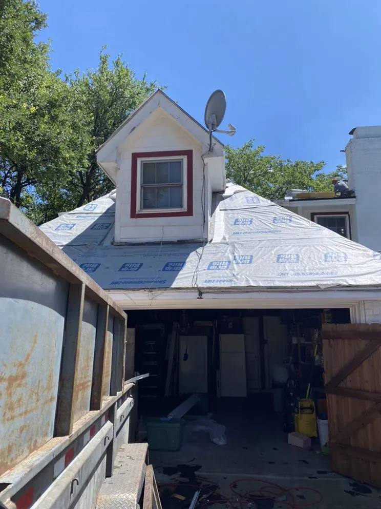 Slide of Jose Gonzalez