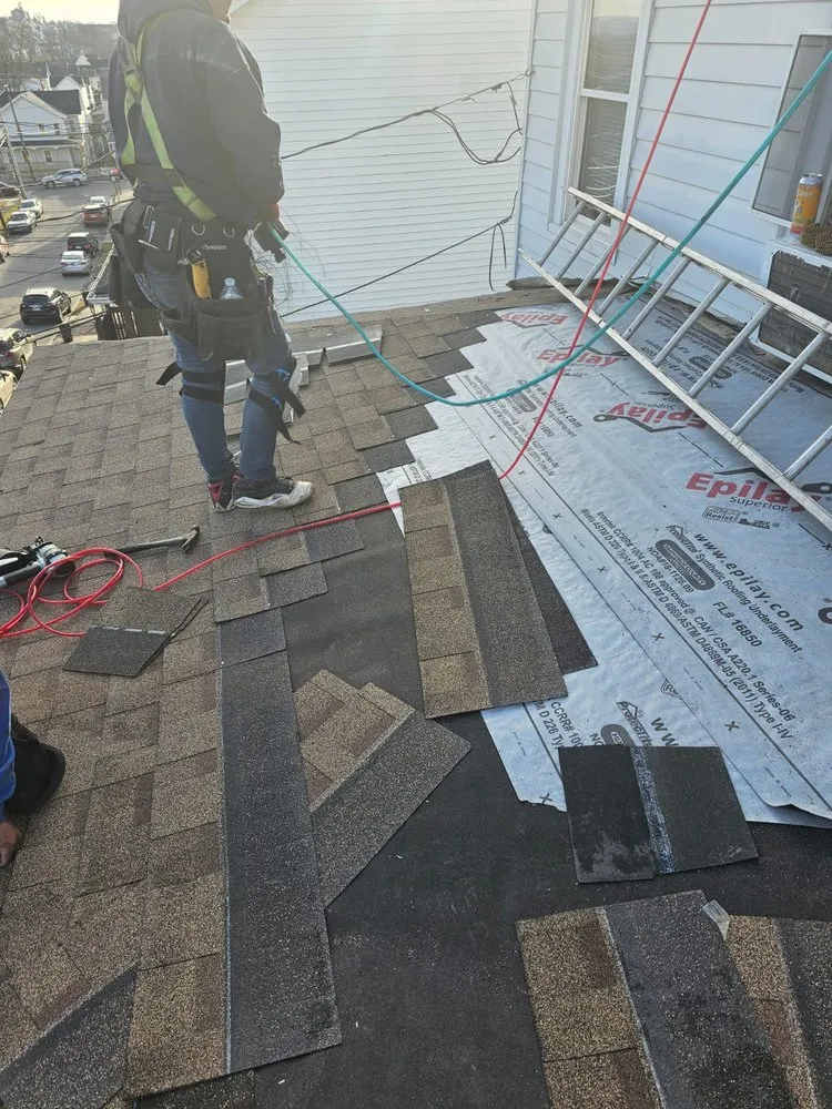 Slide of Jose Roofing and Construction