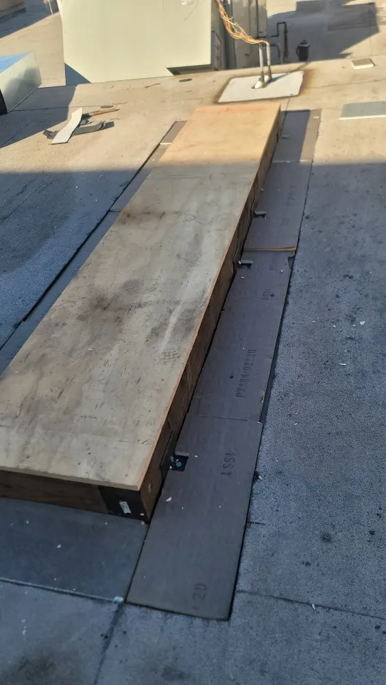 Slide of Jose Roofing Service