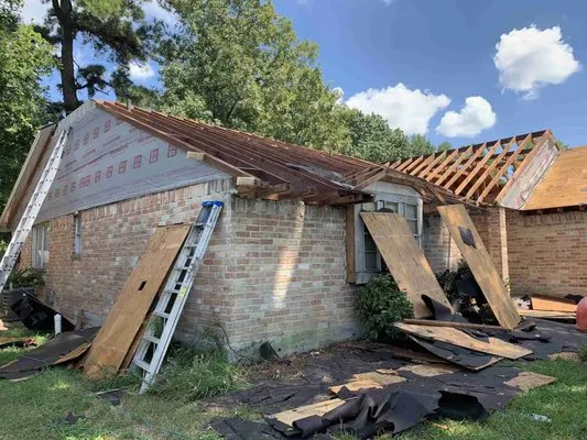 Jose Zumaya Remodeling Logo