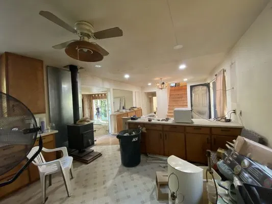 Joseph’s Construction Logo