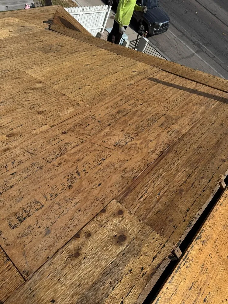 Slide of Jose's Roofing Multi Services