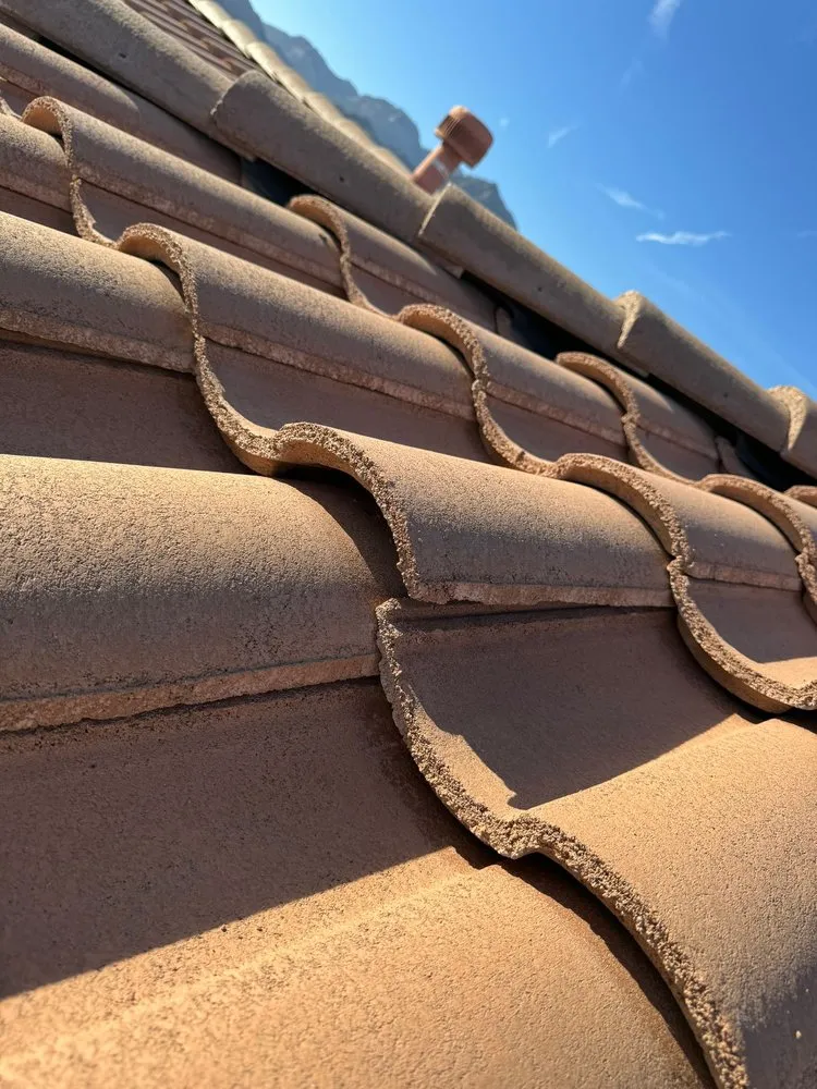 Slide of Jose's Roofing Multi Services