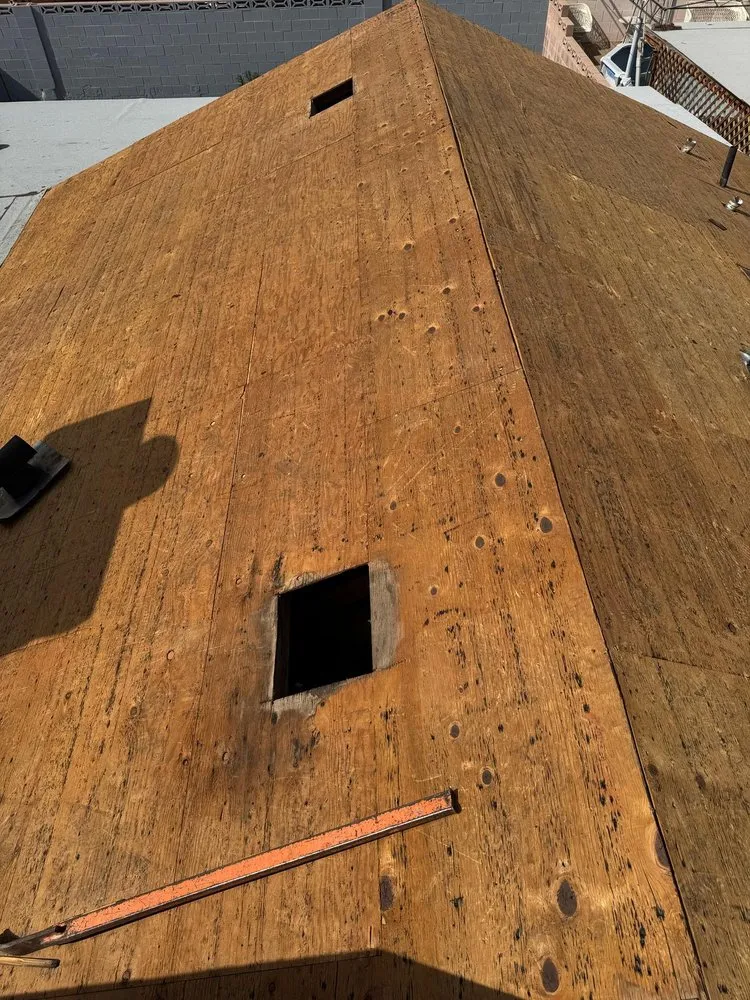 Slide of Jose's Roofing Multi Services