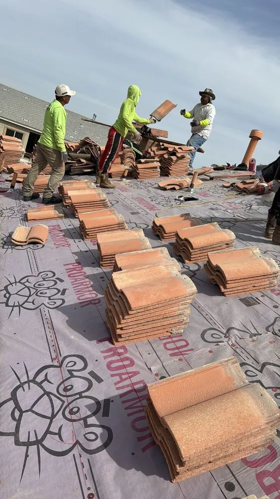 Slide of Jose's Roofing Multi Services