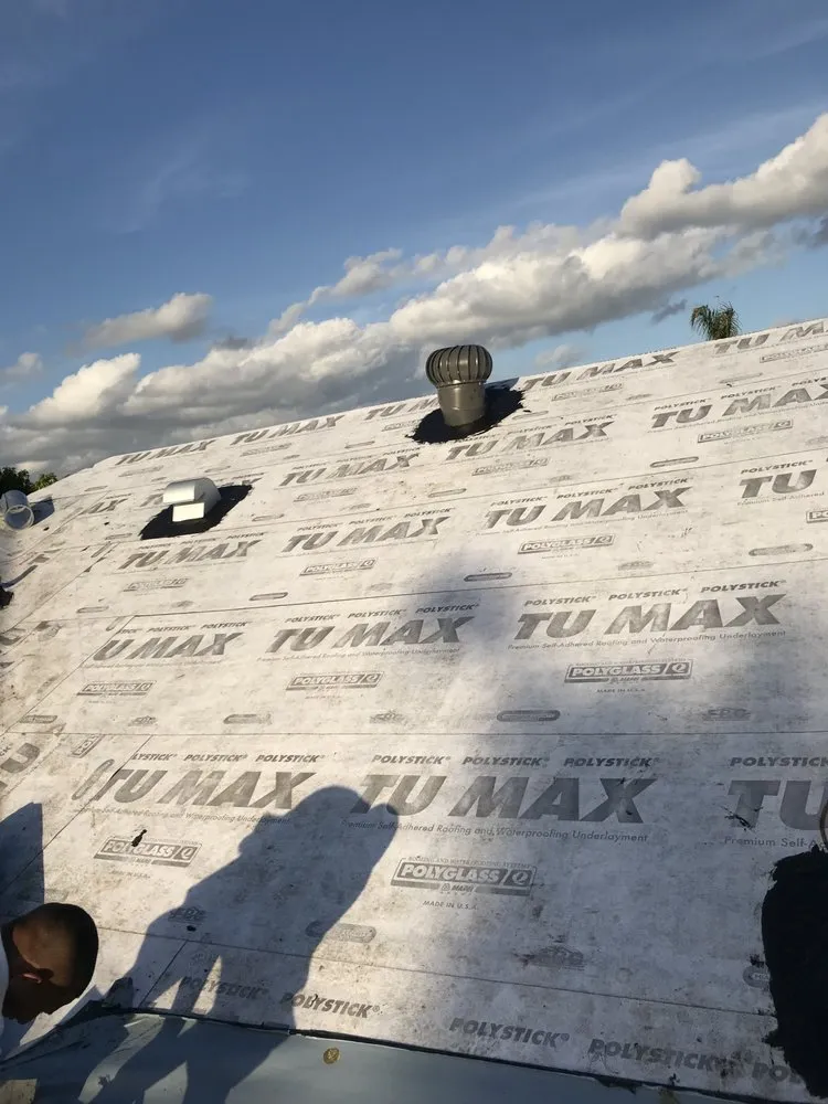 Slide of JPE Roofing & Construction