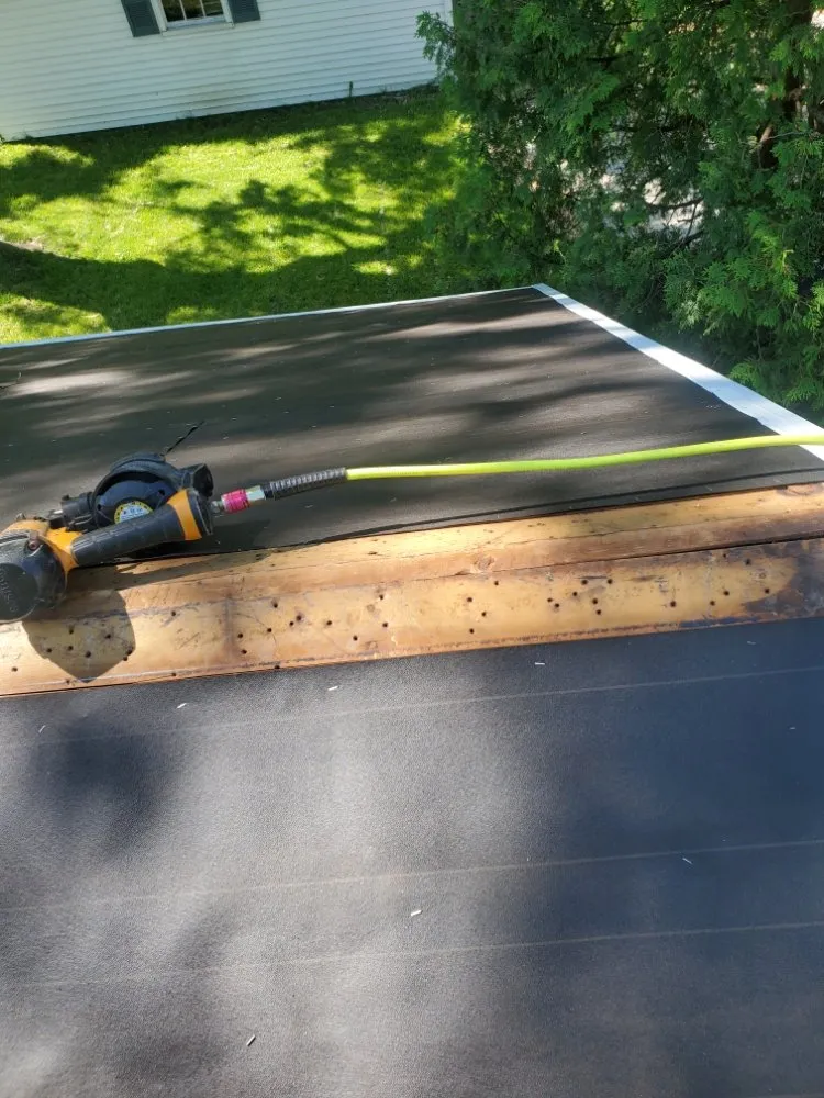 Trusted roof installation for homes in West Farmington, OH by JPY Construction