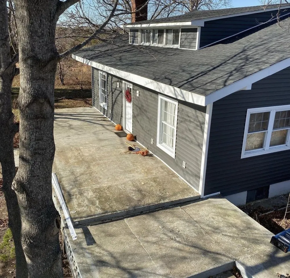 Slide of JQ Home Improvement inc