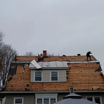 JQ Roofing & Siding Logo