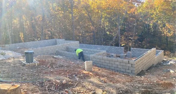 JR Block Elmerson Reyes Logo