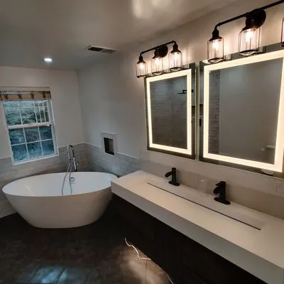 Jr Essential Home Improvement Logo