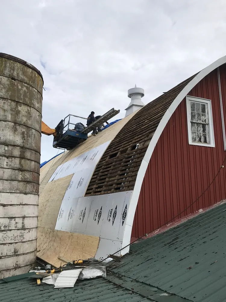 Slide of JR Gomez Builder