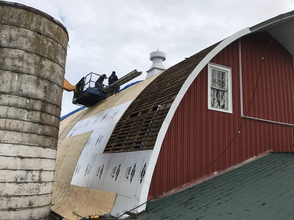 Slide of JR Gomez Builder