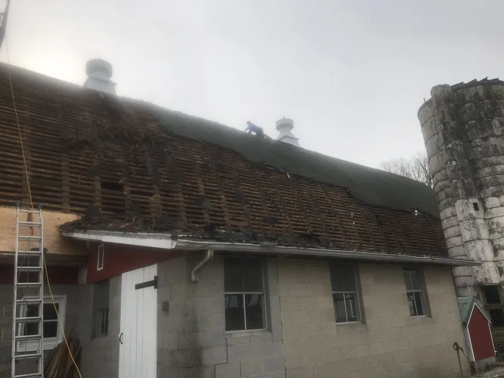 Slide of JR Gomez Builder