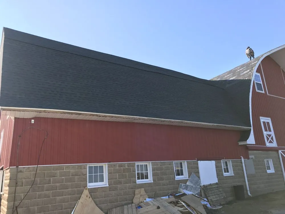 Slide of JR Gomez Builder