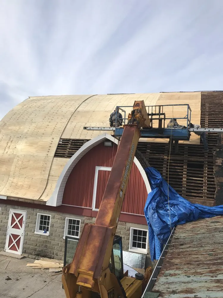 Slide of JR Gomez Builder