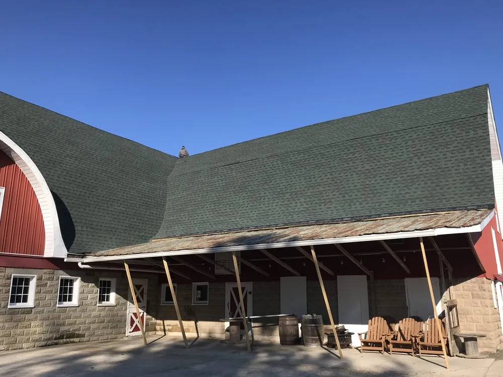 Slide of JR Gomez Builder