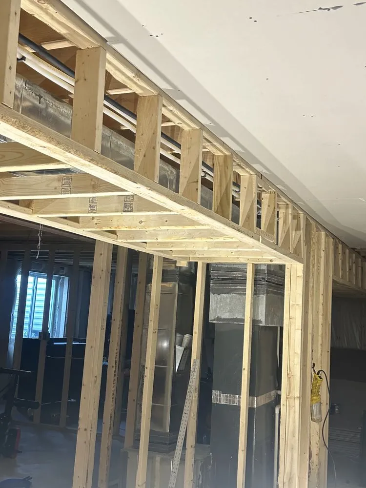 Slide of JR Gomez Builder