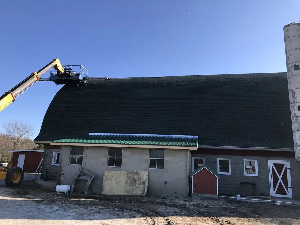 Slide of JR Gomez Builder