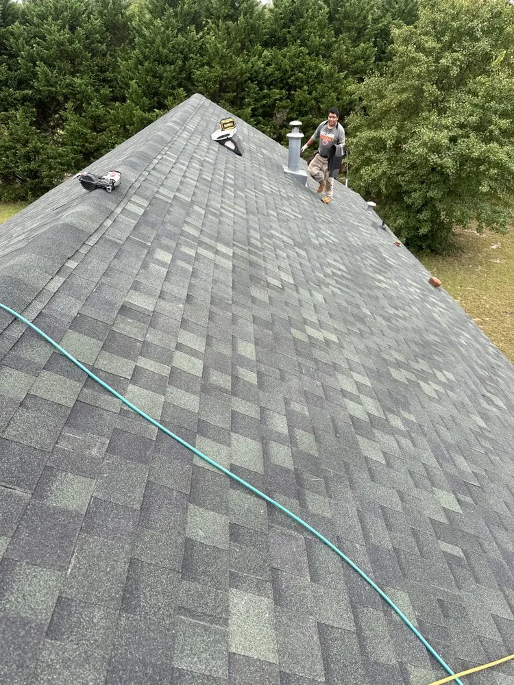 Slide of JR Gomez Builder