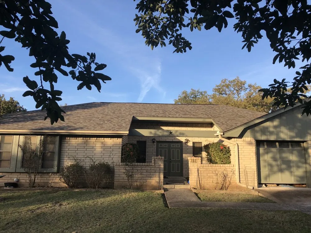 Slide of Jr Guerrero Roofing