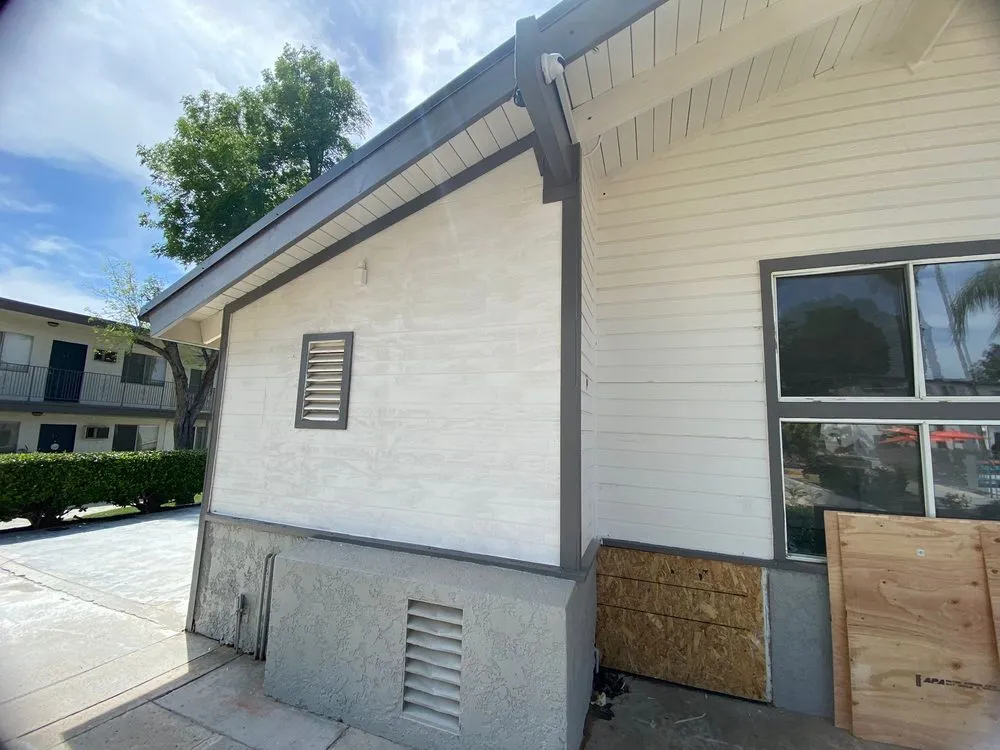 Slide of JR Remodeling & More