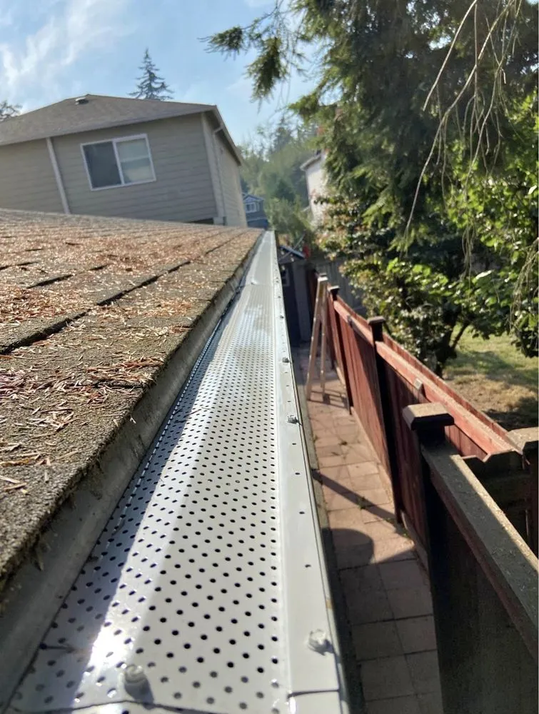 Slide of JR Roof Cleaning