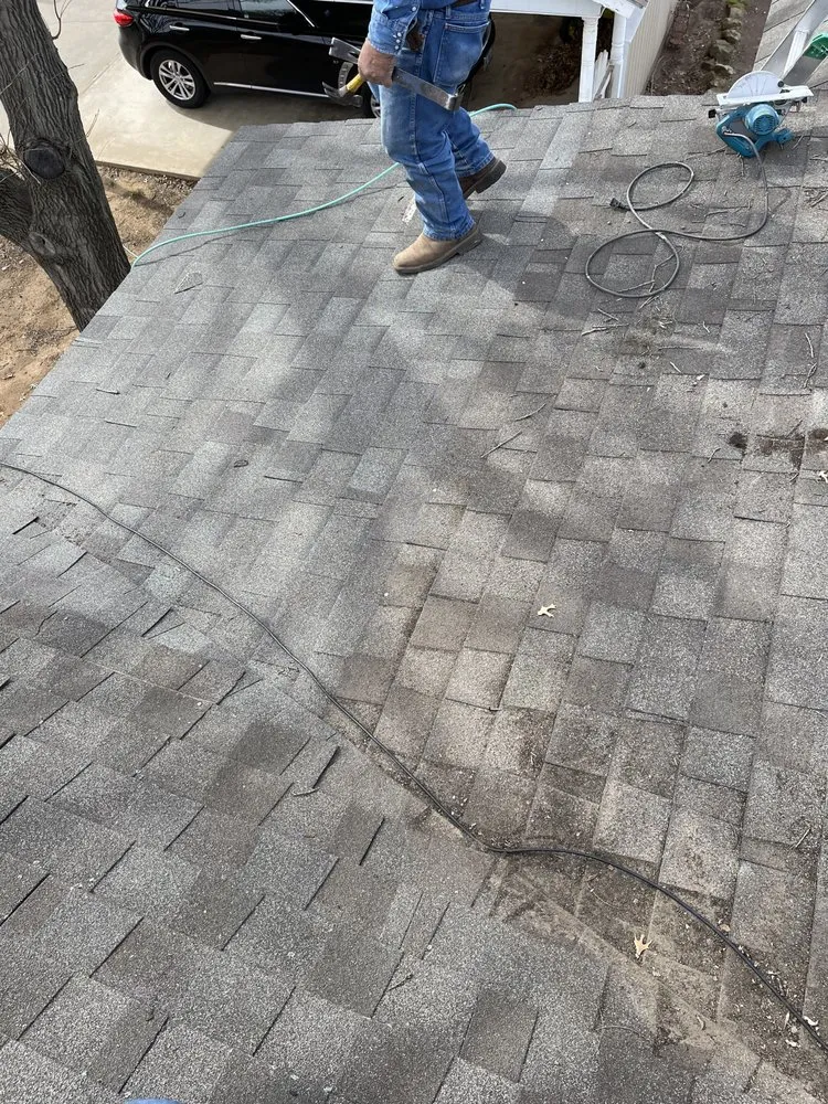 Slide of JR Roofing & Construction