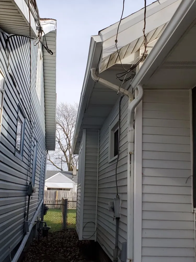 Top-rated roof leak repair experts serving Jerry City, OH - J&R Roofing and Construction
