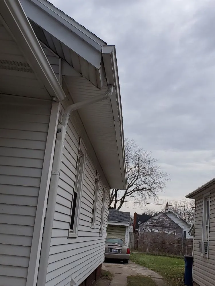 Top-rated roof leak repair for residential properties across Jerry City, OH - J&R Roofing and Construction
