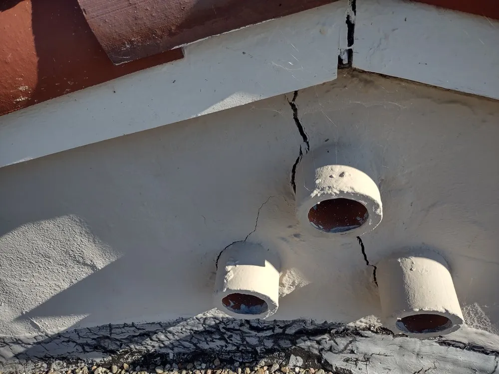 Slide of JR Roofing and Gutters