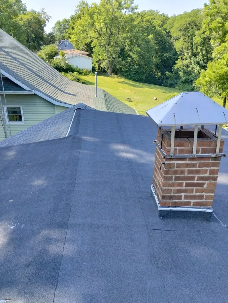 Slide of J&R Roofing and Repair