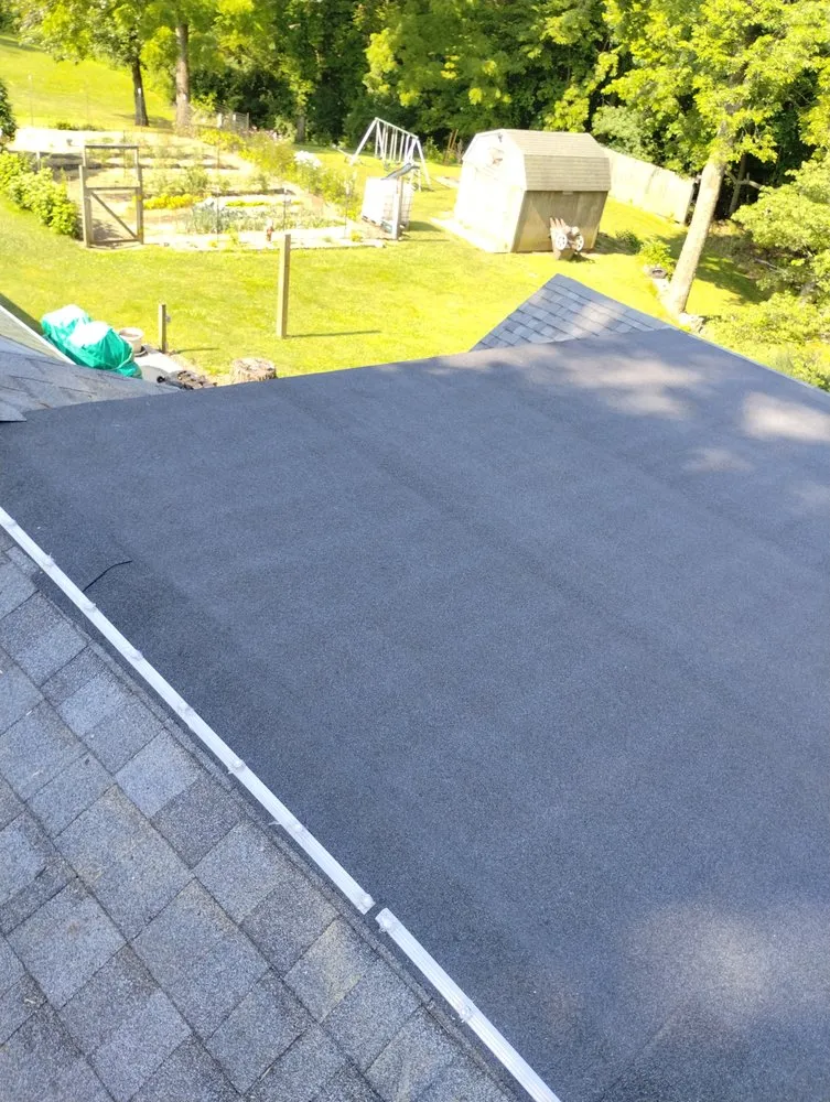 Slide of J&R Roofing and Repair