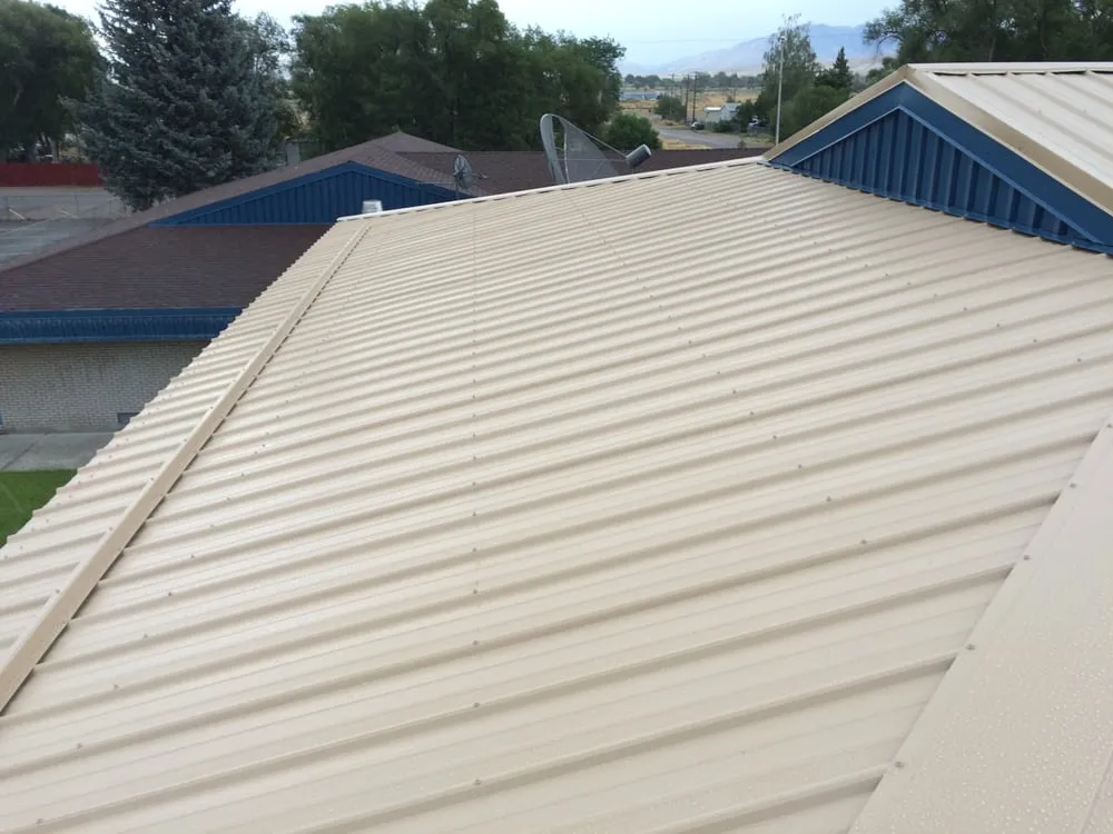 Slide of JR Roofing