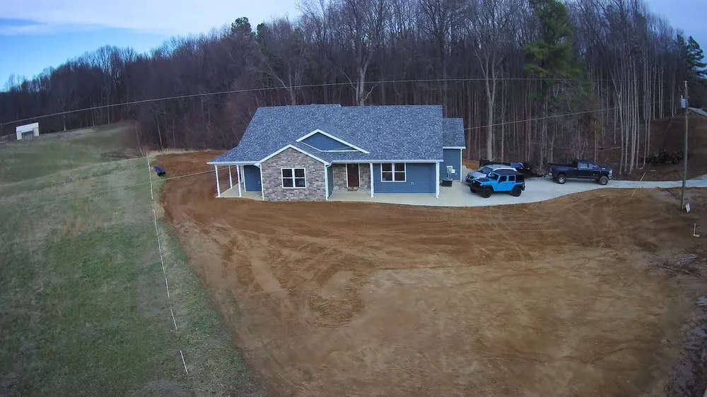 Licensed storm damage roof repair experts serving Maceo, KY - JRJ Construction