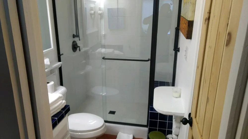 Slide of JRM Roofing & Construction