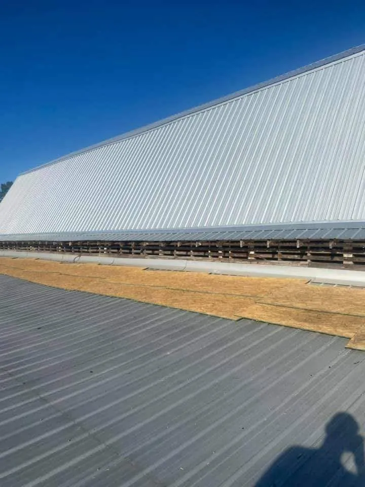 Slide of JRs Roofing & Construction